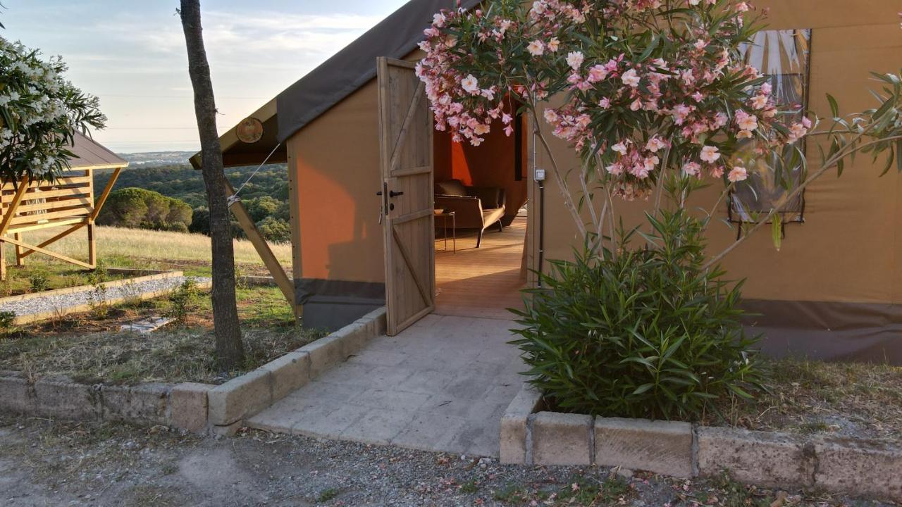 Отель Glamping Debbiare Рипарбелла Экстерьер фото